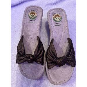 EARTH SPIRIT~ COMFORT BRONZE~SLIDE ON SANDALS~7.5